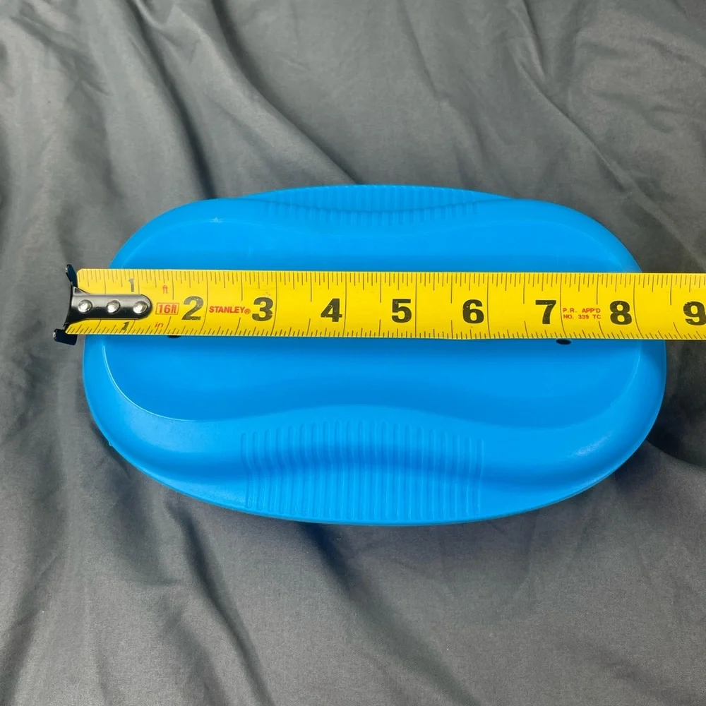 Tupperware Aqua Blue, 2 part Omelet maker 6996A-4